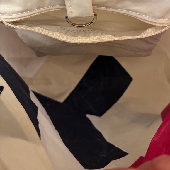 F2 Sail Crossbody Courier Bag - Picture 6 of 10